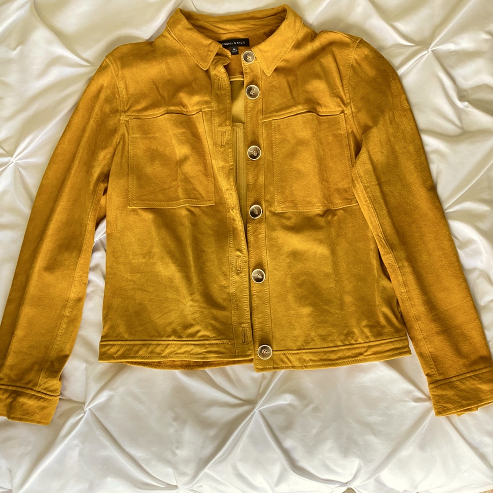 Genuine Leather yellow collared jacket. Women’s M